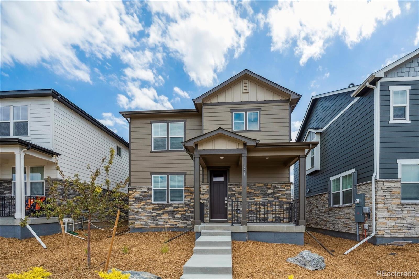 671 N Tempe Street, aurora MLS: 1798211 Beds: 4 Baths: 3 Price: $507,500