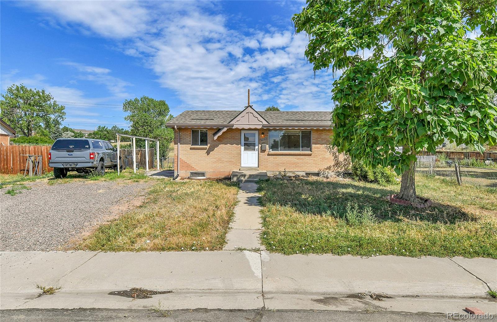 9181  Aspen Drive, thornton MLS: 5528755 Beds: 3 Baths: 1 Price: $350,000