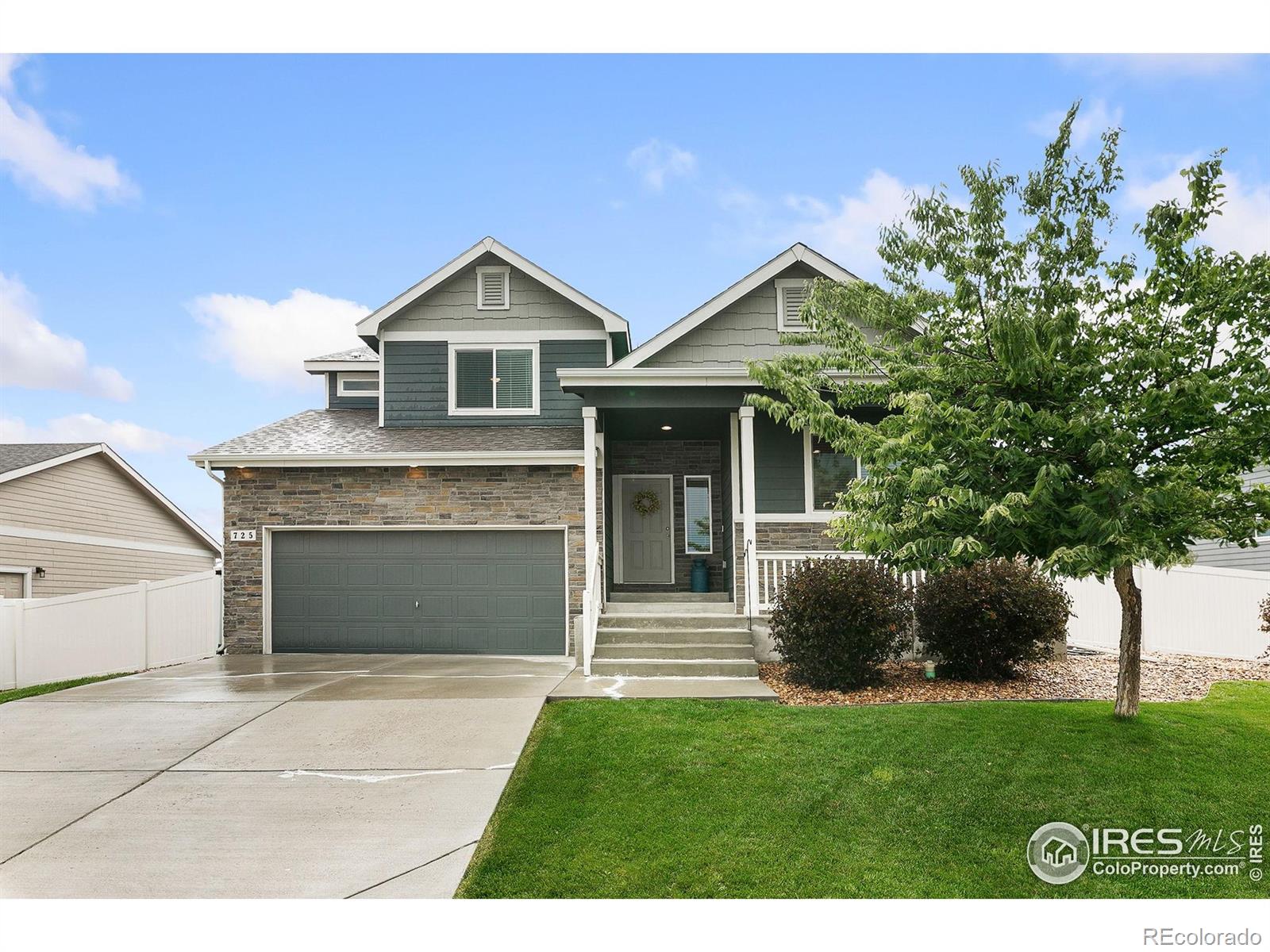 725  Mt Evans Avenue, severance MLS: 4567891040008 Beds: 4 Baths: 3 Price: $459,500