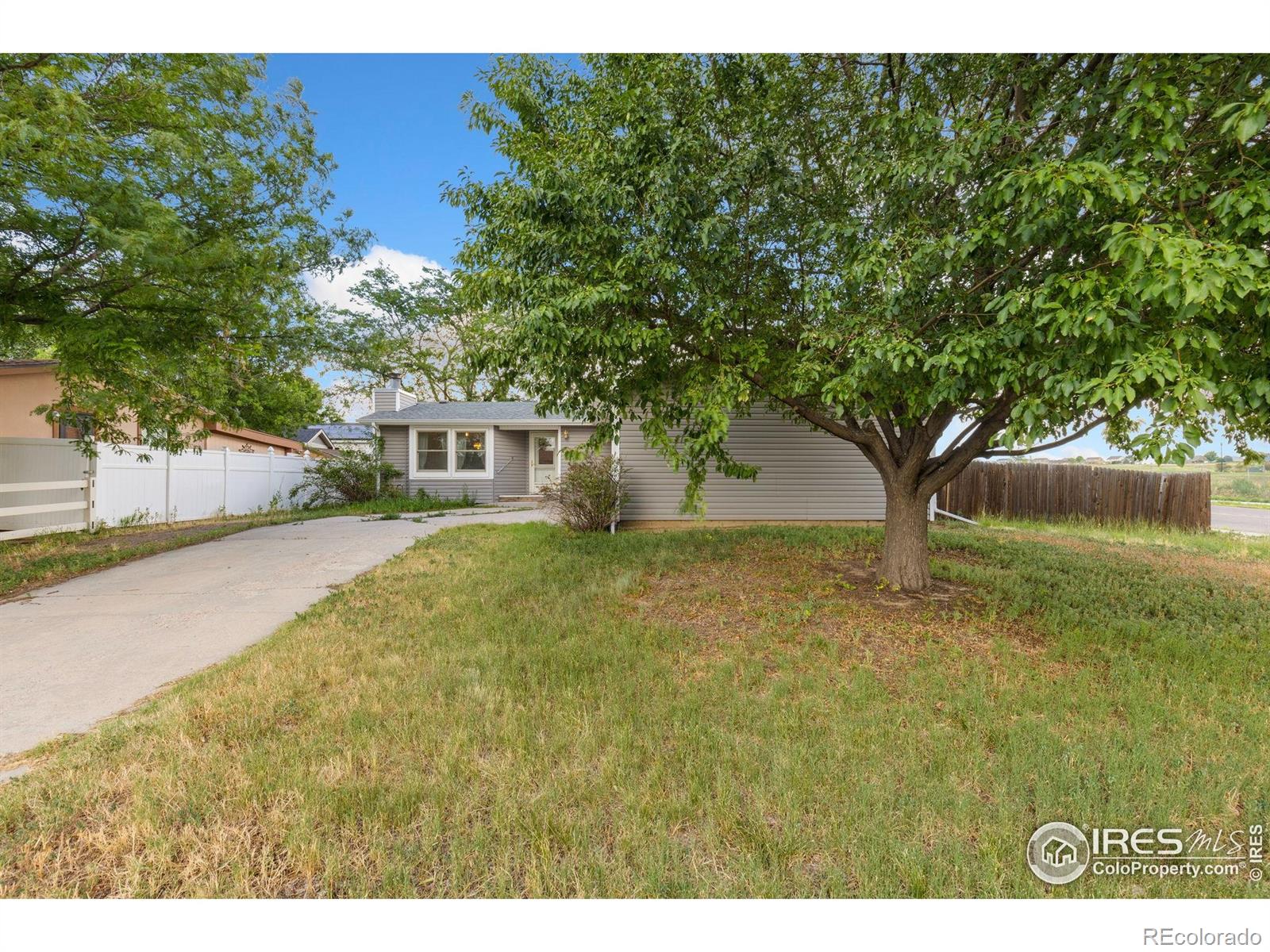902  Fir Avenue, fort lupton  House Search MLS Picture