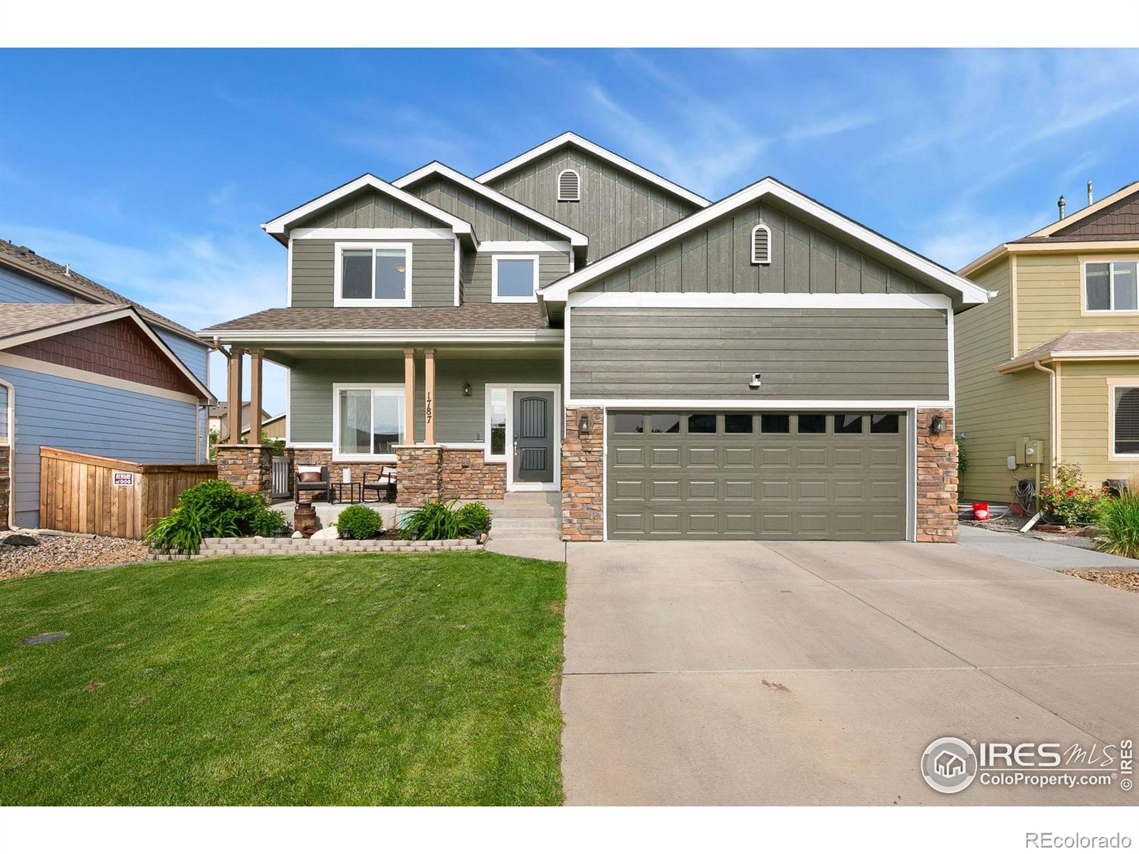 1787  Avery Plaza Street, severance MLS: 4567891040119 Beds: 5 Baths: 4 Price: $598,000