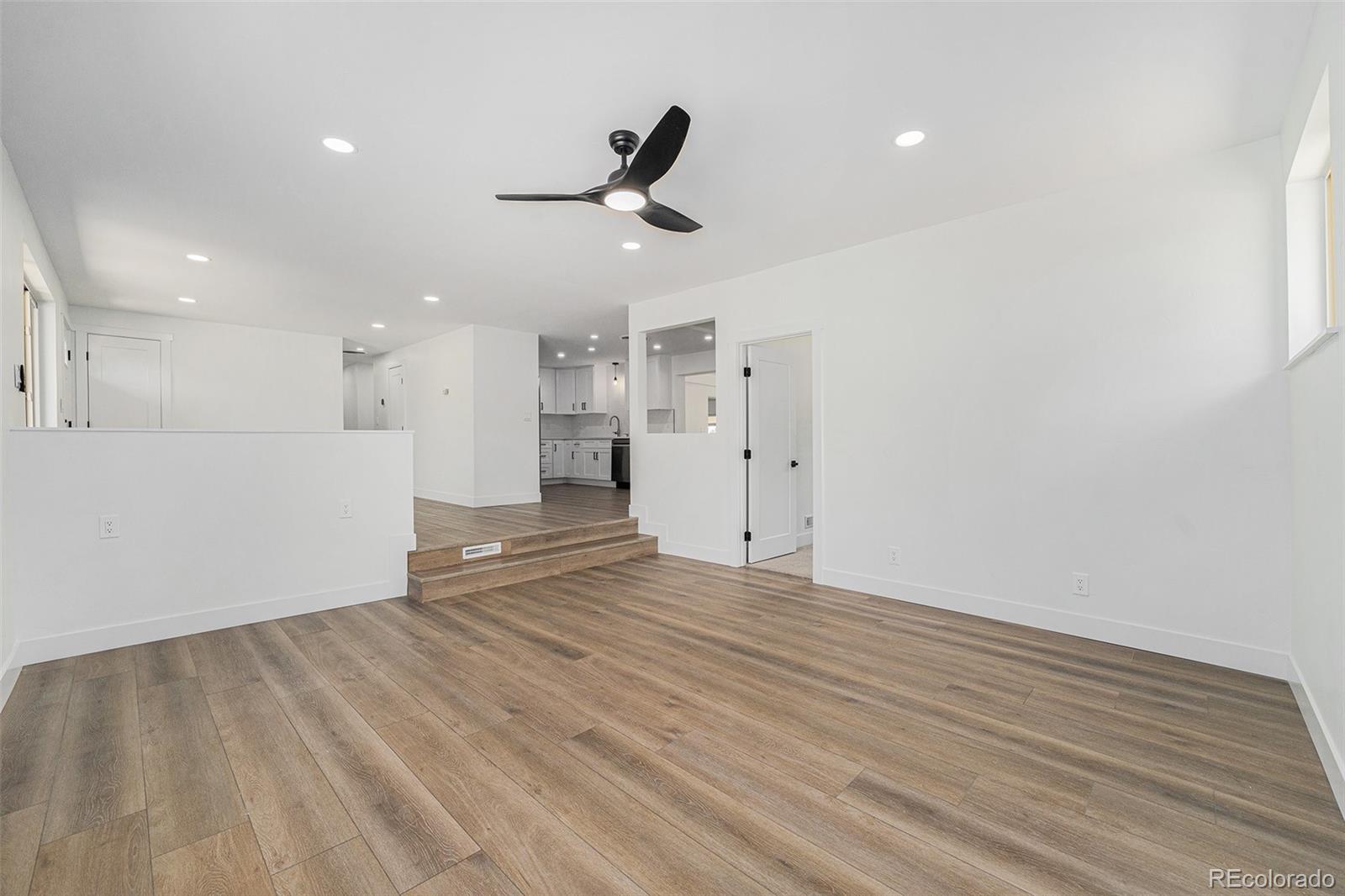 584  Sundown Lane, denver  House Search MLS Picture