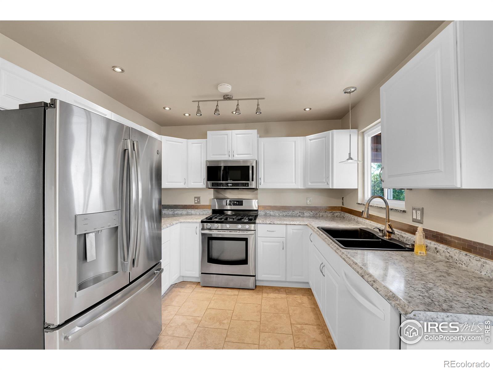 274  Berwick Avenue, firestone  House Search MLS Picture