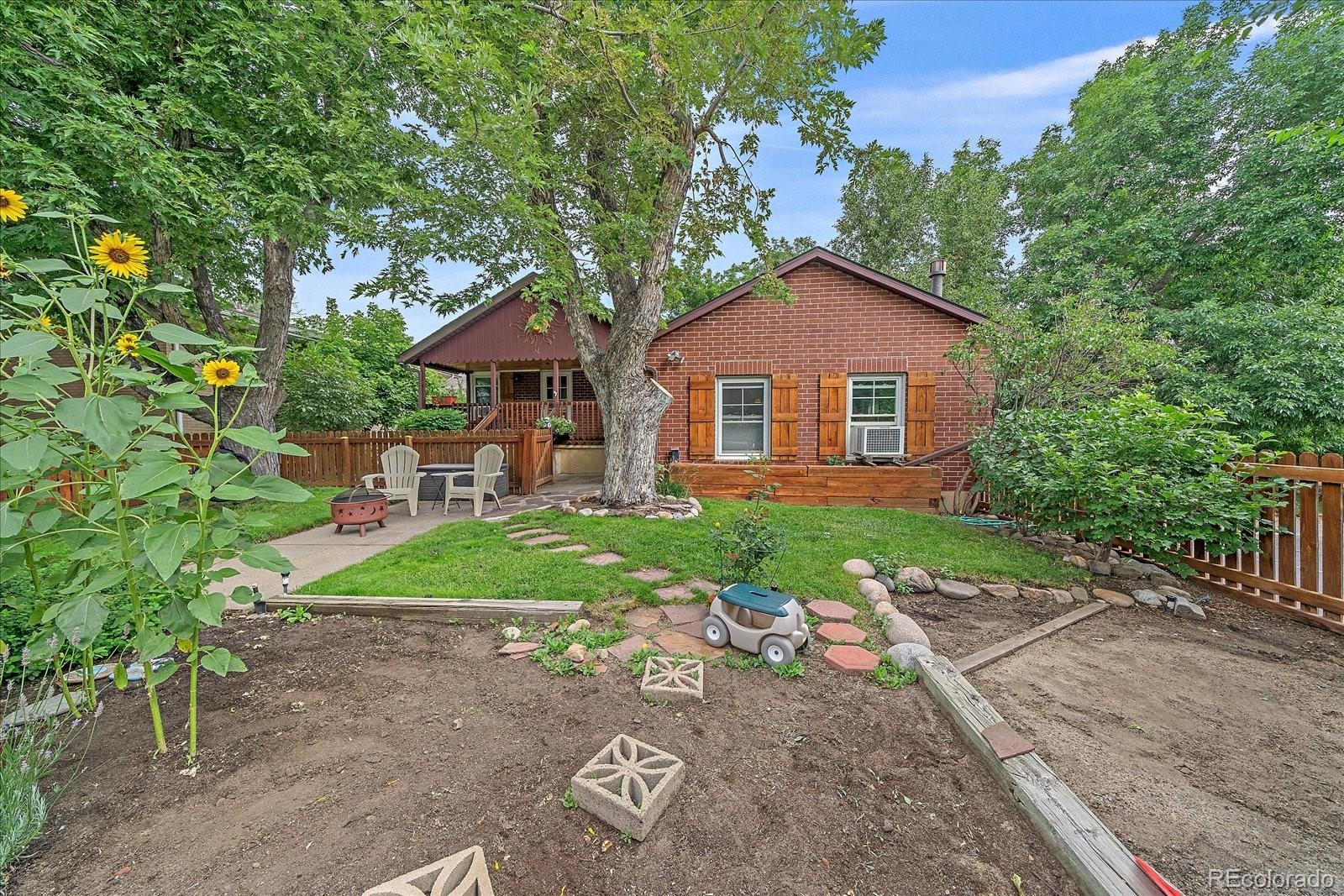 golden  House Search Picture