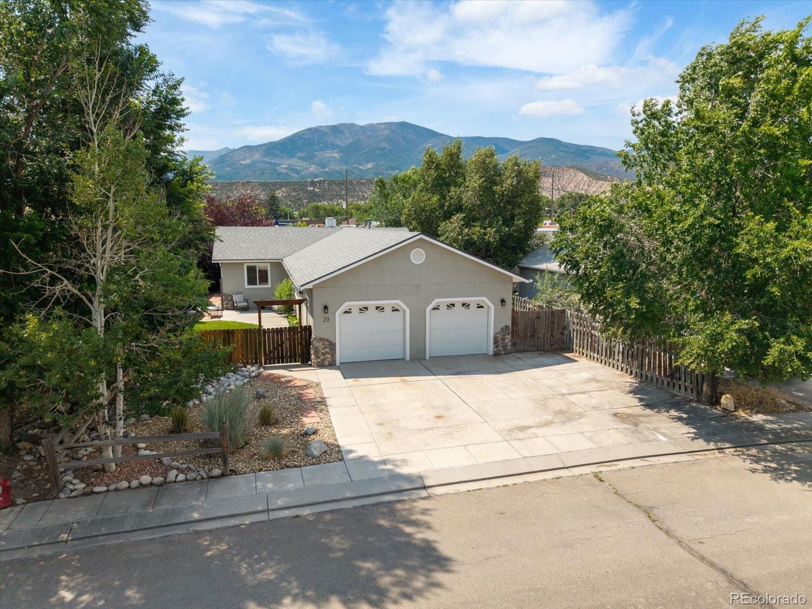 salida  House Search Picture