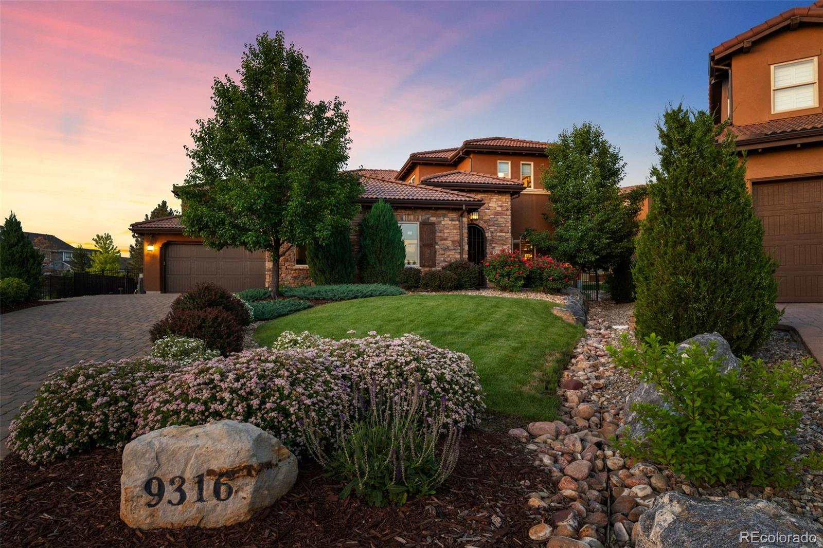 lone tree  House Search Picture