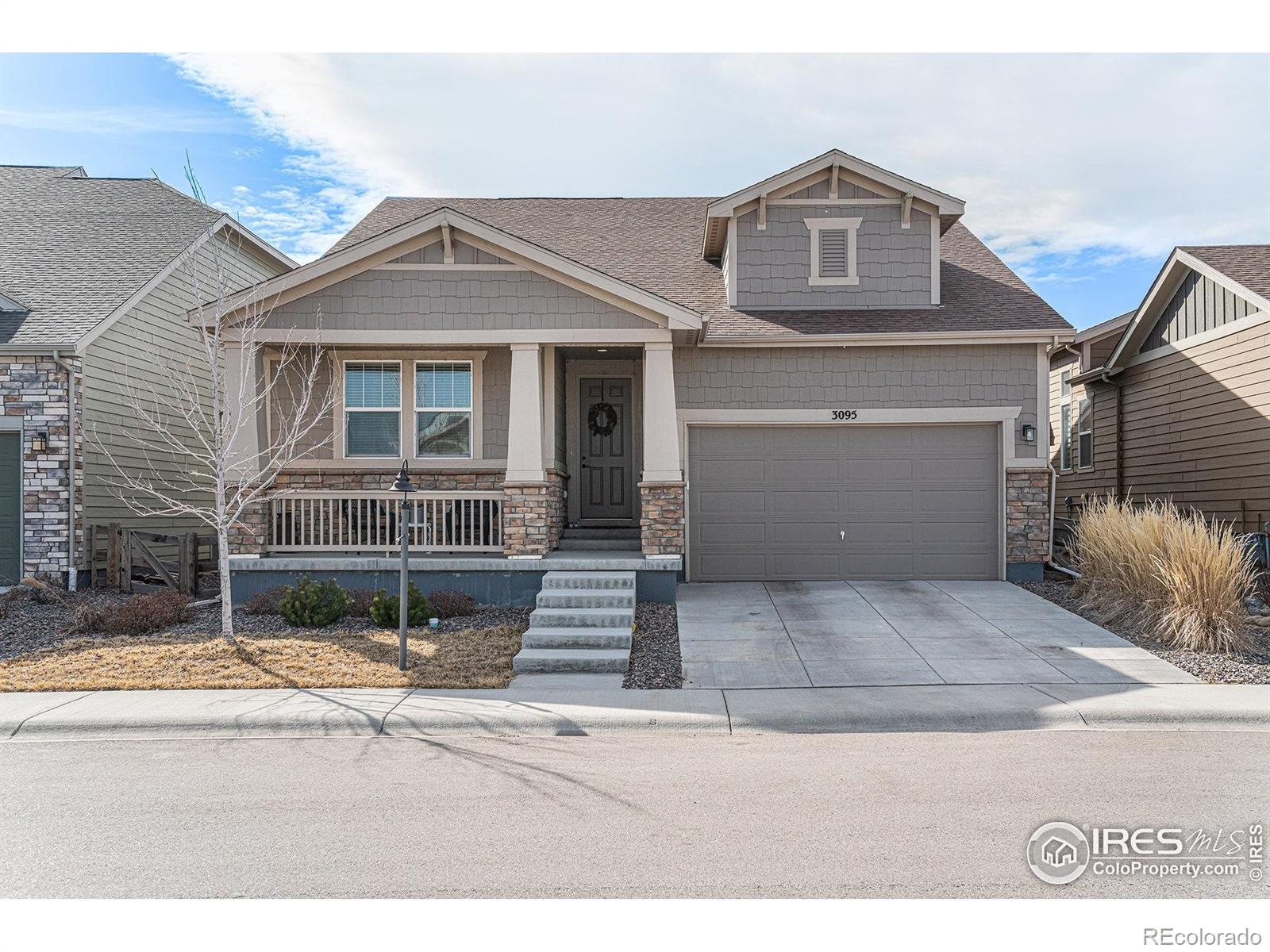 3095  Deering Lake Drive, loveland MLS: 4567891040341 Beds: 3 Baths: 3 Price: $550,000