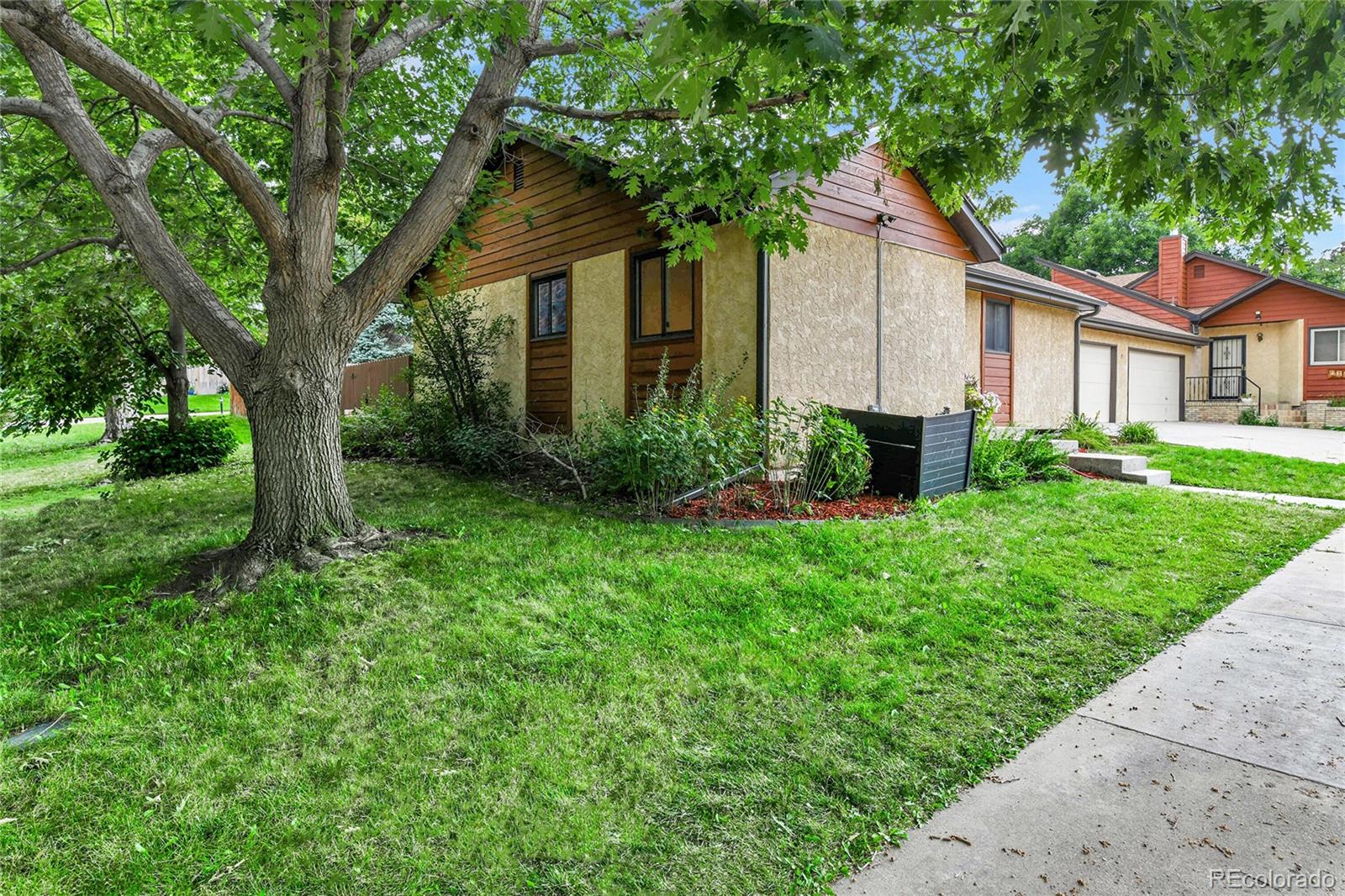 671  Brentwood Street, lakewood  House Search MLS Picture