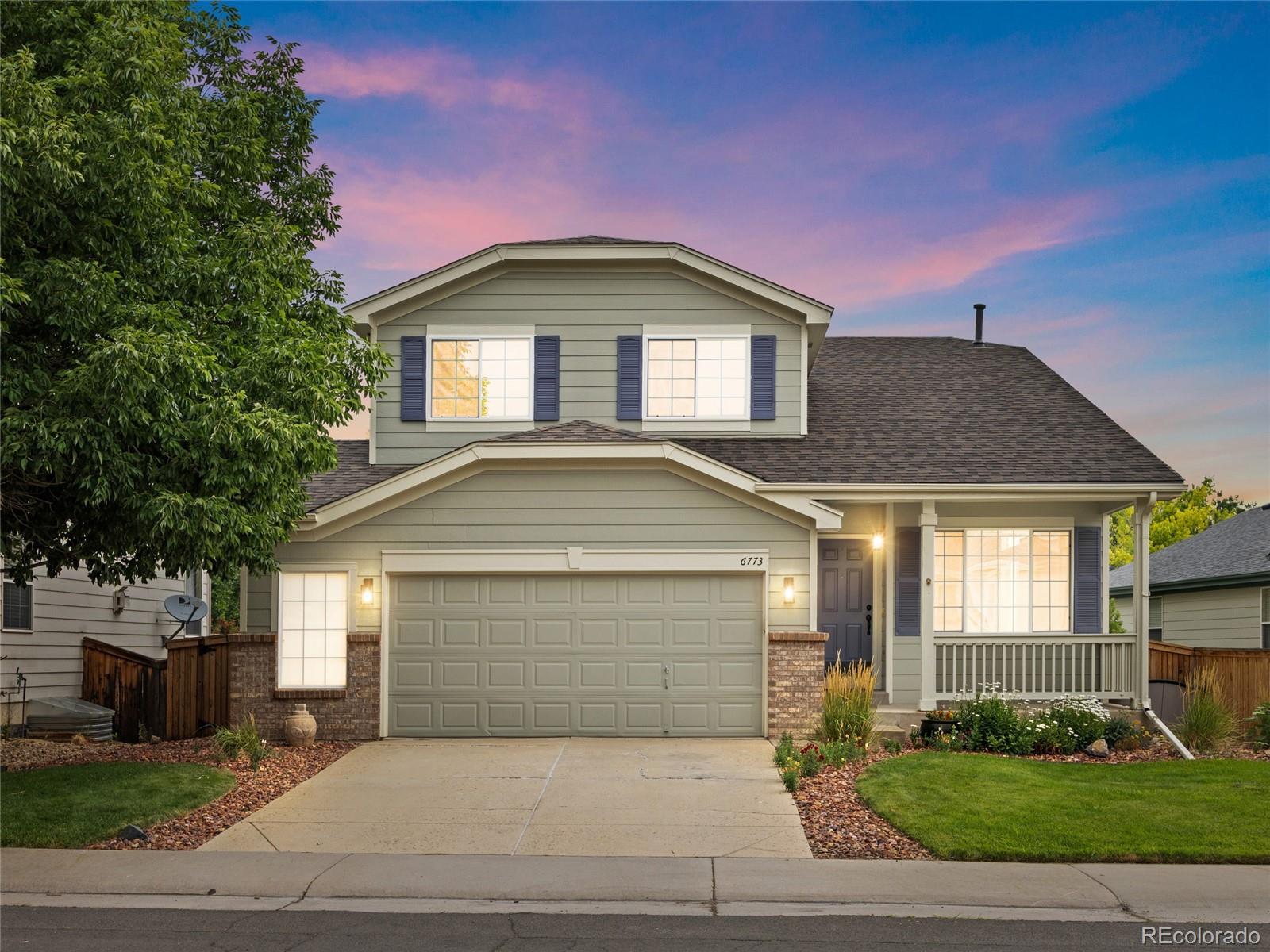 lone tree  House Search Picture