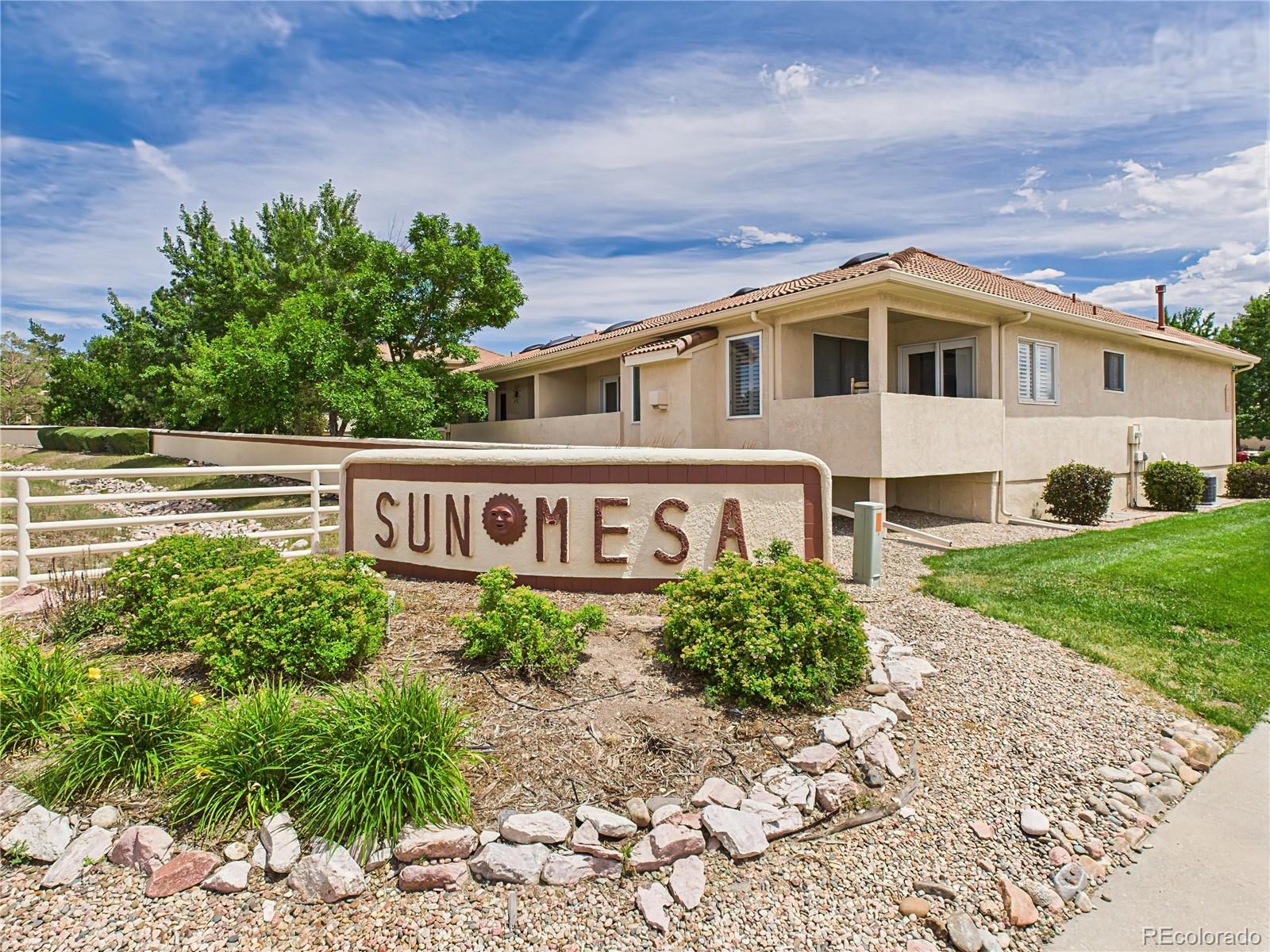 8  Luxury Lane, colorado springs  House Search MLS Picture