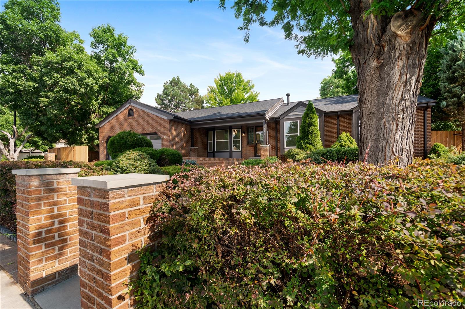 1392 E Nichols Avenue, centennial  House Search MLS Picture