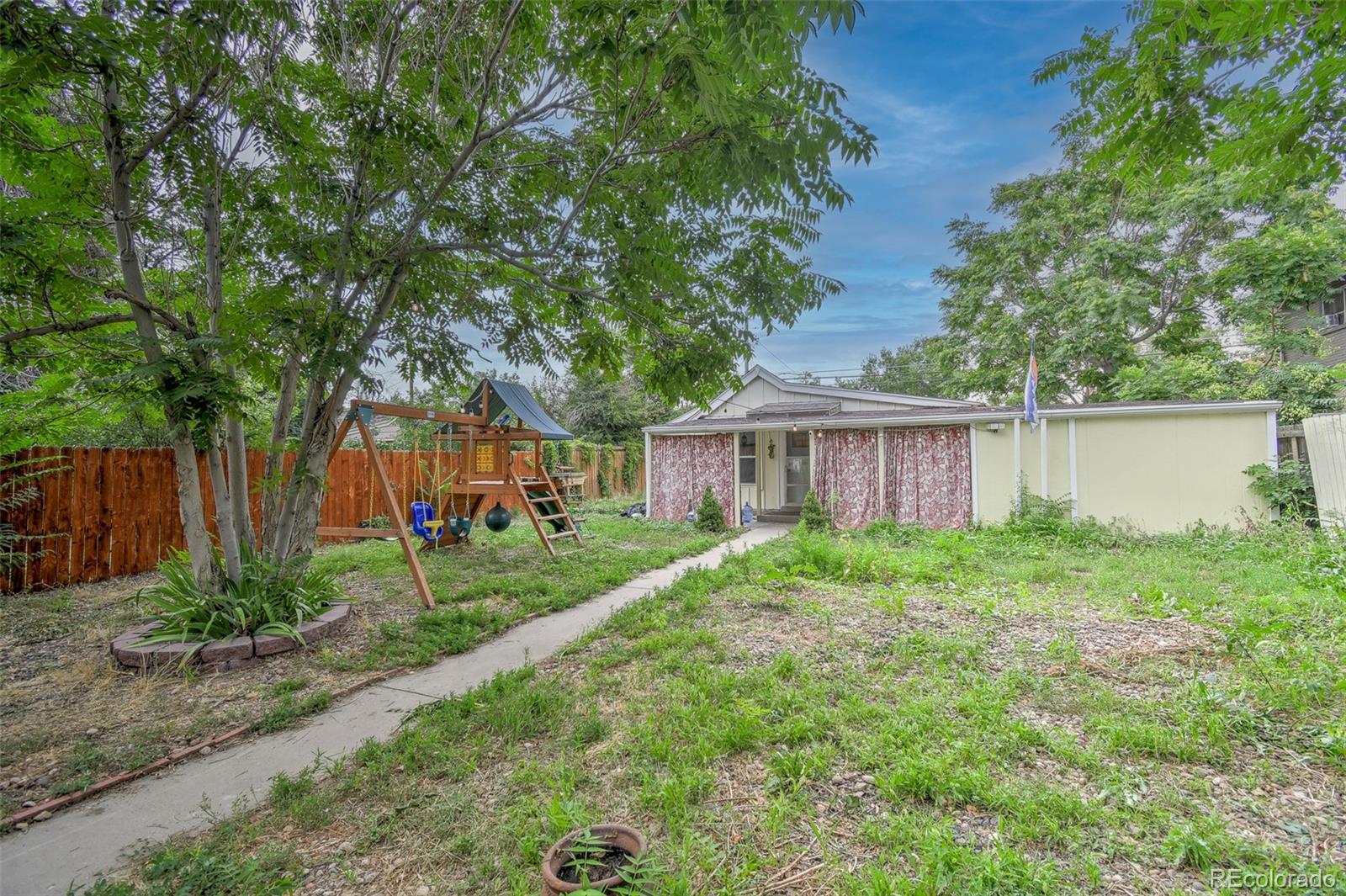 aurora  House Search Picture