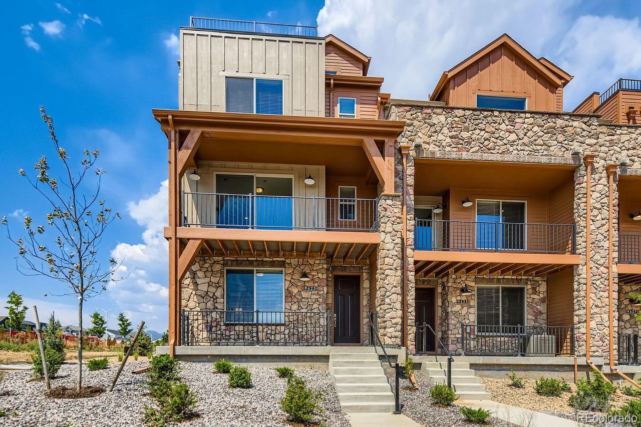 9623  Browns Peak Circle, littleton MLS: 5882668 Beds: 4 Baths: 4 Price: $649,990