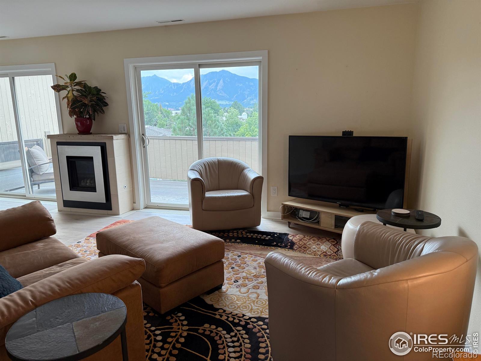 boulder  House Search Picture