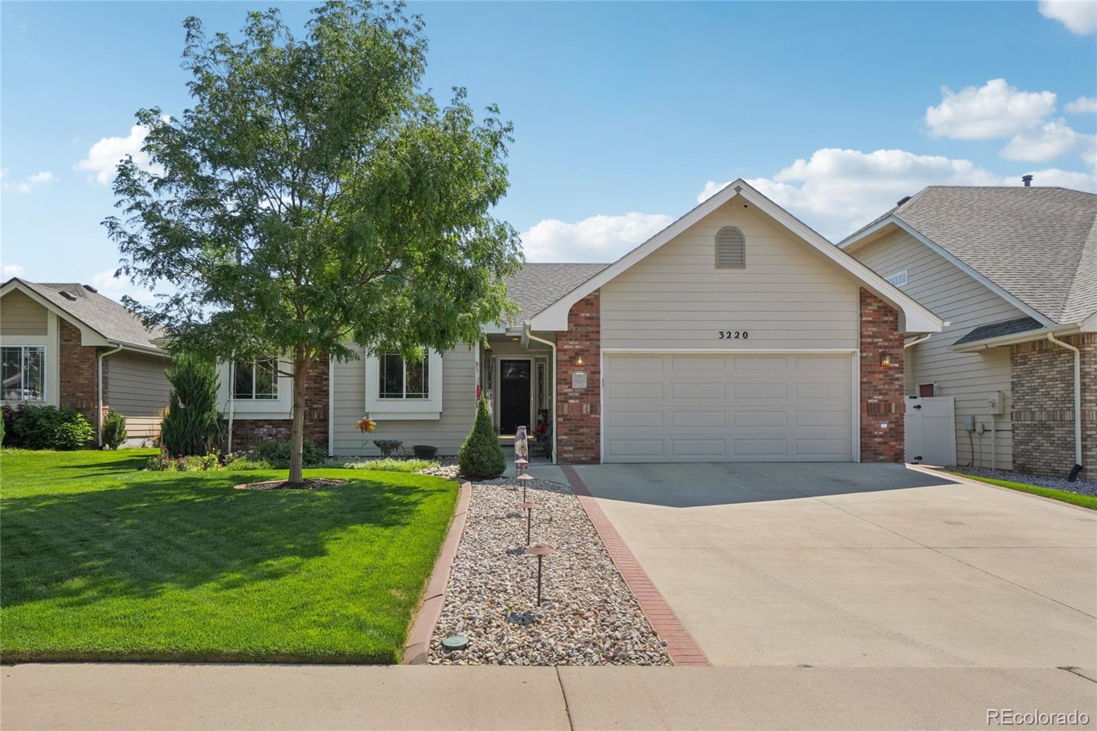 3220  66th Avenue Court, greeley MLS: 3390142 Beds: 4 Baths: 3 Price: $539,900