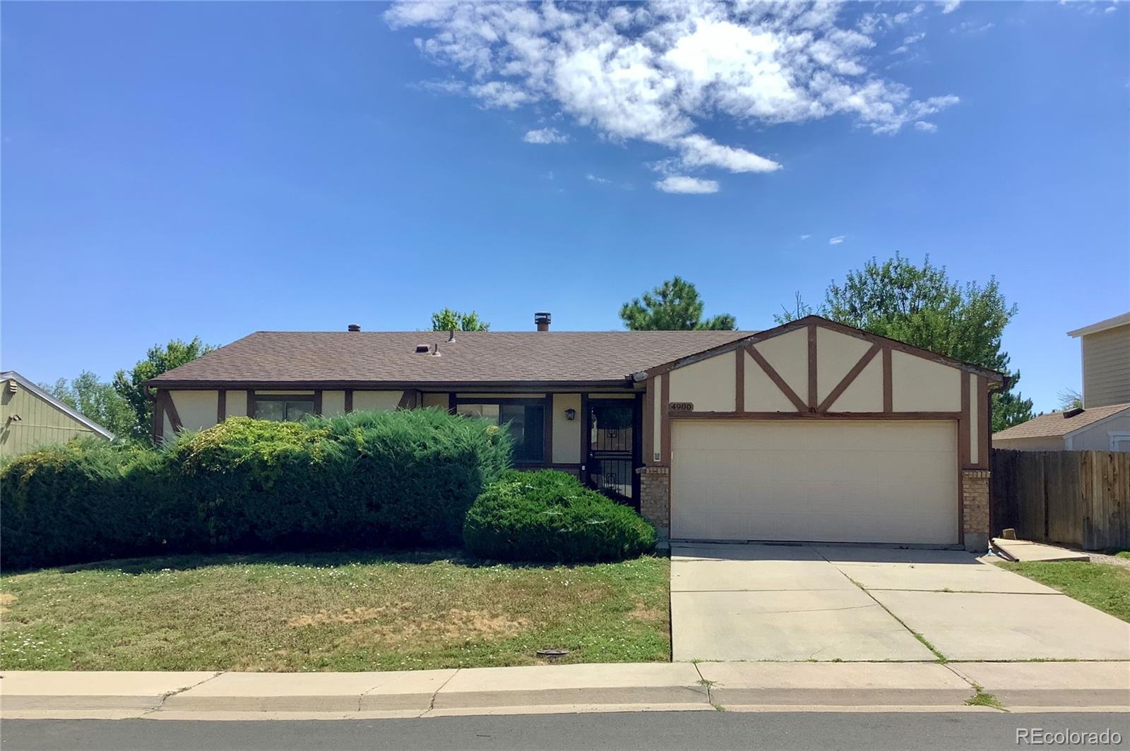 4900 S Garrison Street, littleton MLS: 9057549 Beds: 3 Baths: 3 Price: $450,000