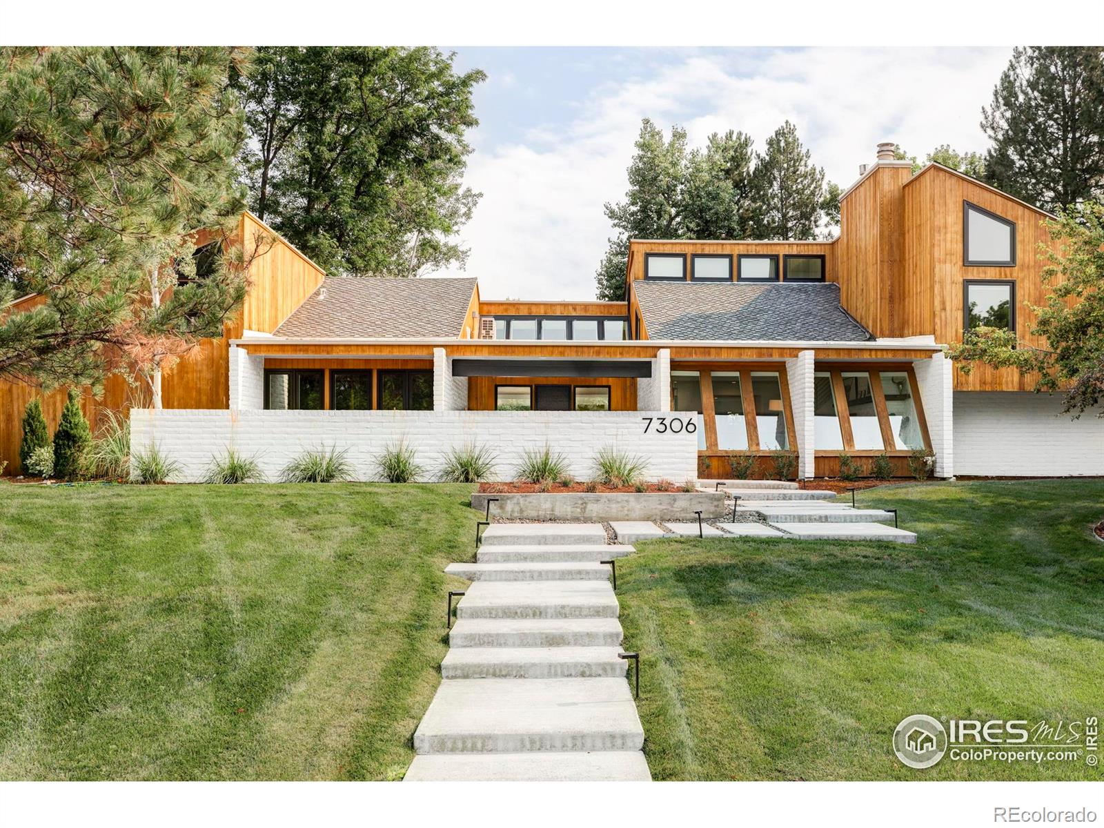 boulder  House Search Picture