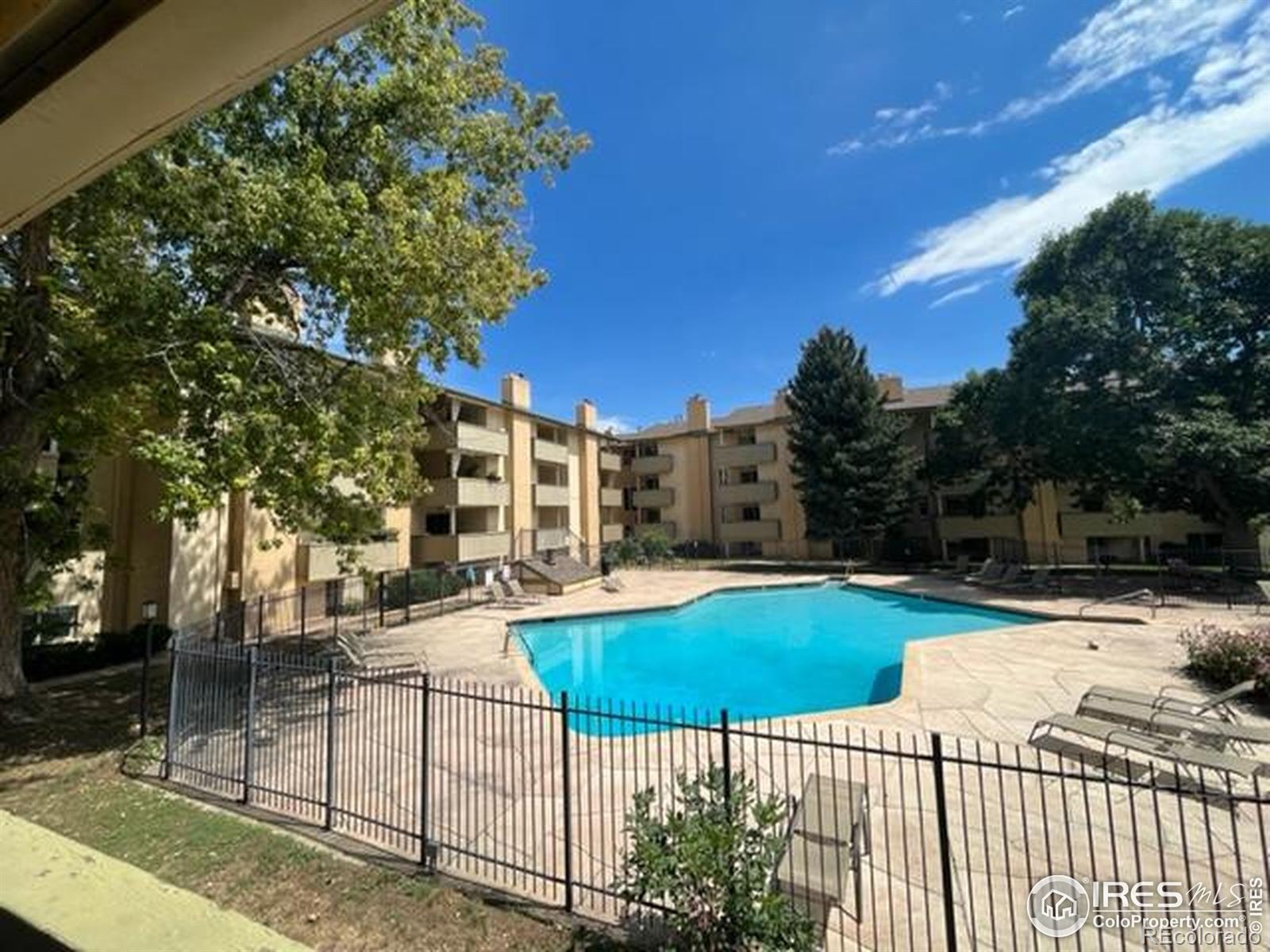 boulder  House Search Picture