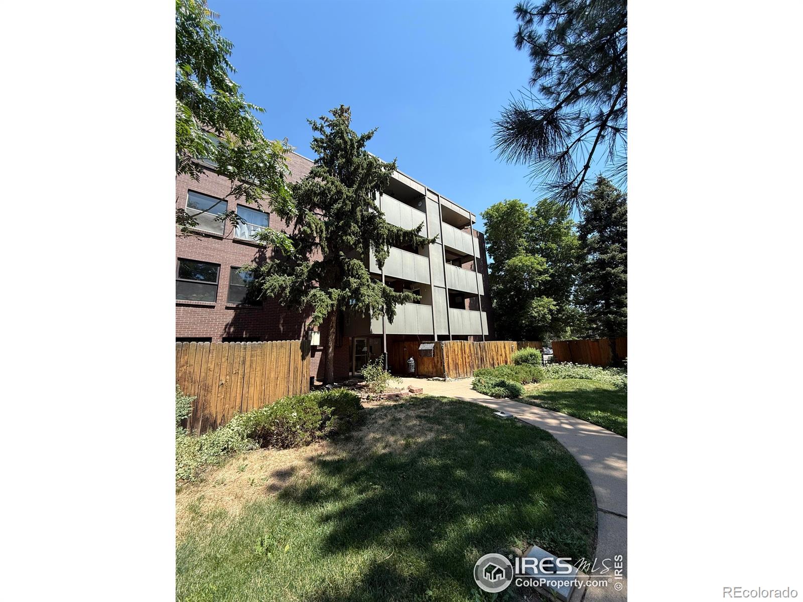 boulder  House Search Picture