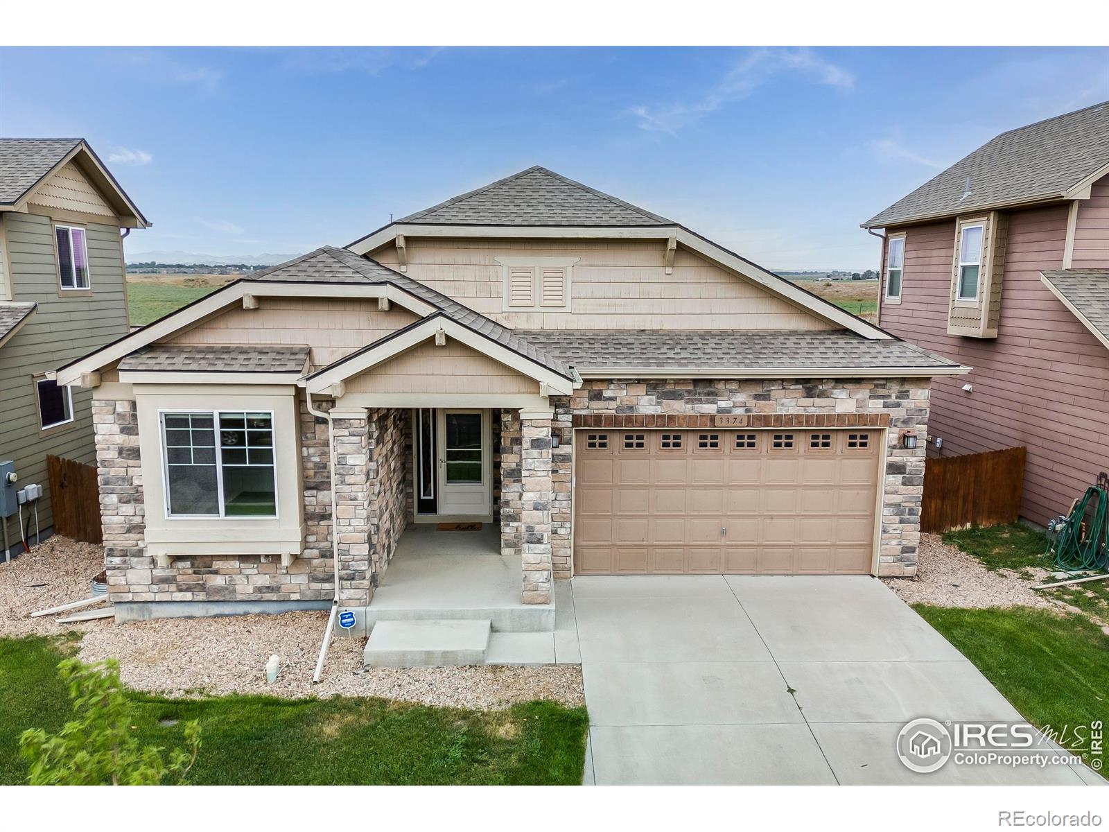 3374  Wagon Trail Road, fort collins MLS: 4567891041333 Beds: 3 Baths: 4 Price: $680,000
