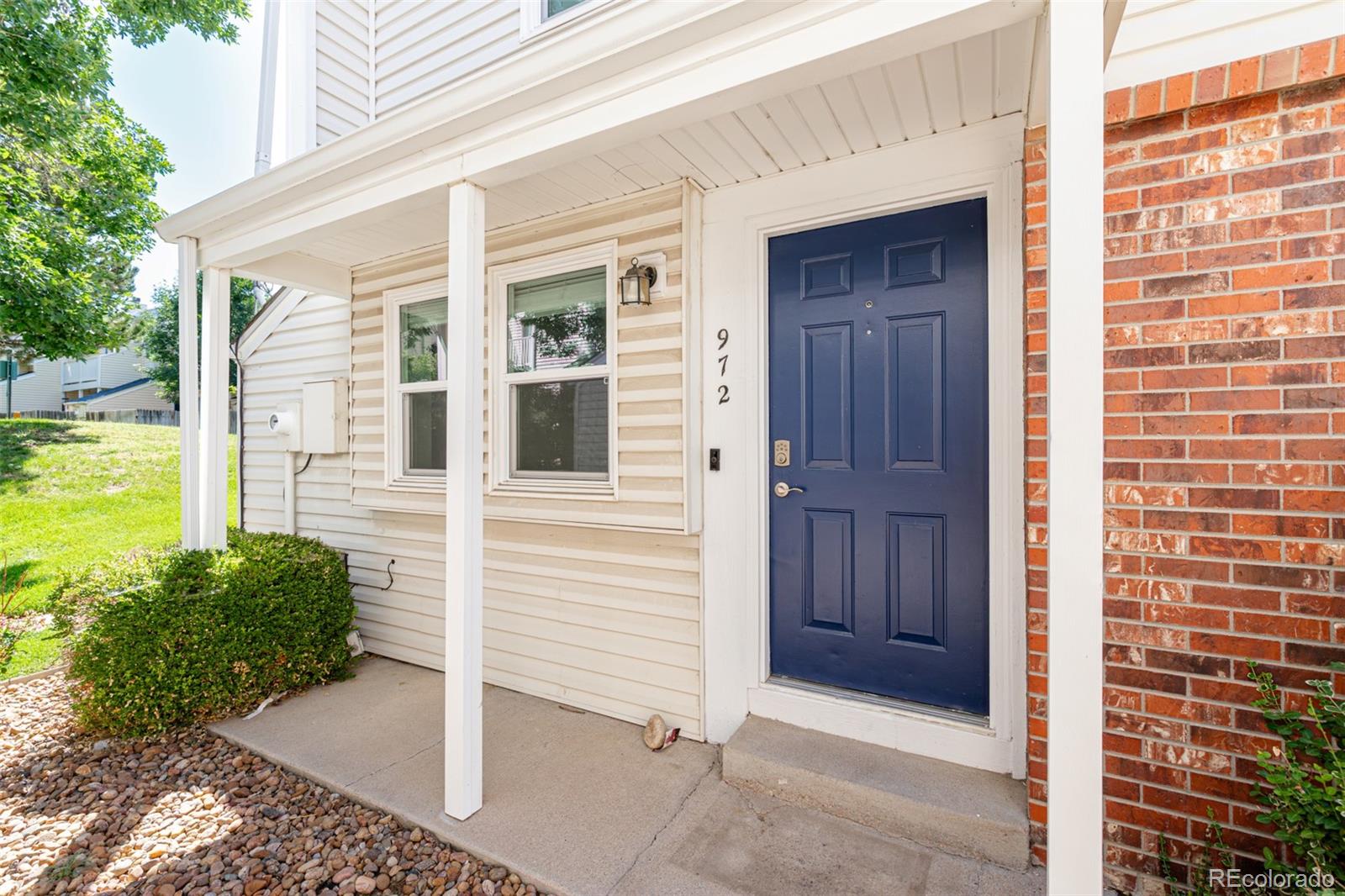 Copper Ridge Aurora Condo / Townhome | MLS #: 1569276972 S Pitkin Court , Aurora Beds: 2 Baths: 2 Price: $265,000