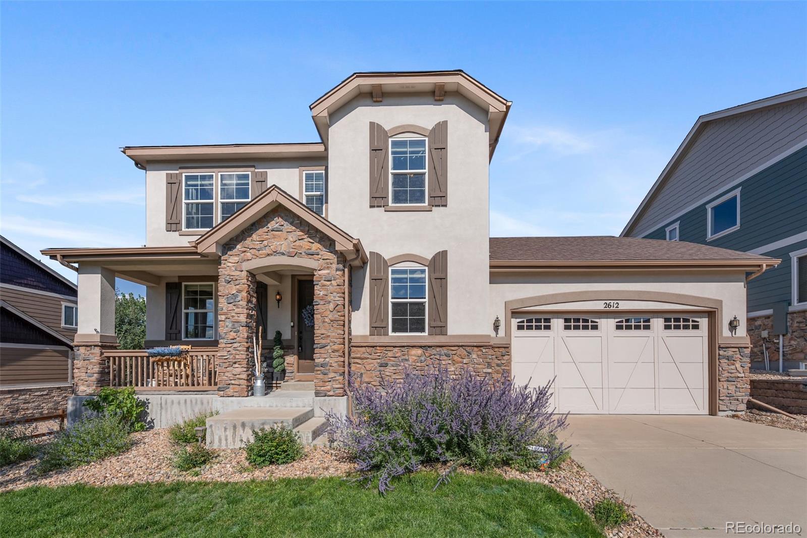 2612  Mccracken Lane, castle rock MLS: 6215403 Beds: 4 Baths: 3 Price: $799,000