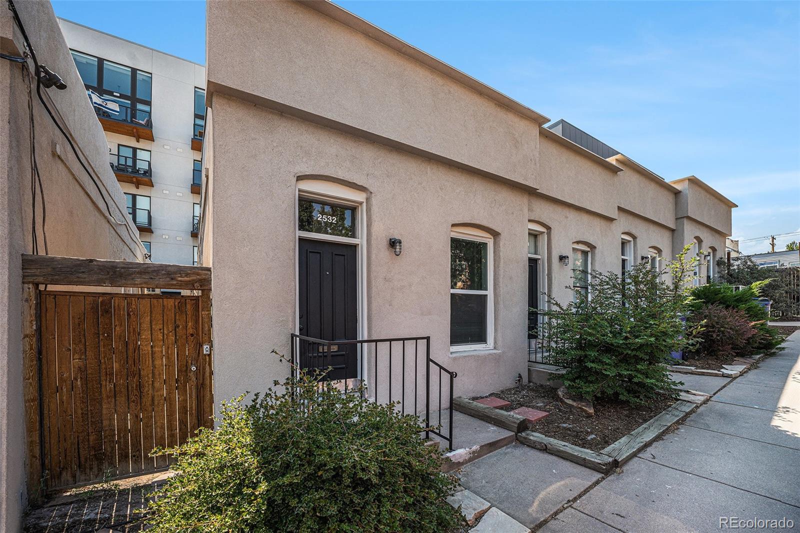 2532  Kensing Court, denver MLS: 9643935 Beds: 1 Baths: 1 Price: $365,000