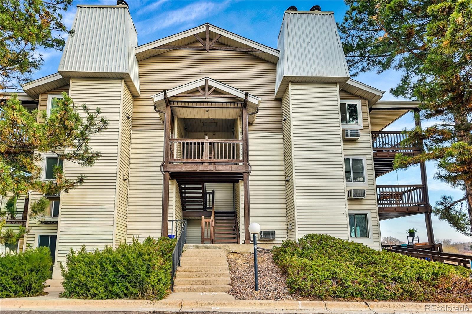 Victoria Crossing Aurora Condo / Townhome | MLS #: 752615917493 E Mansfield Avenue 1231L, Aurora Beds: 1 Baths: 1 Price: $221,500
