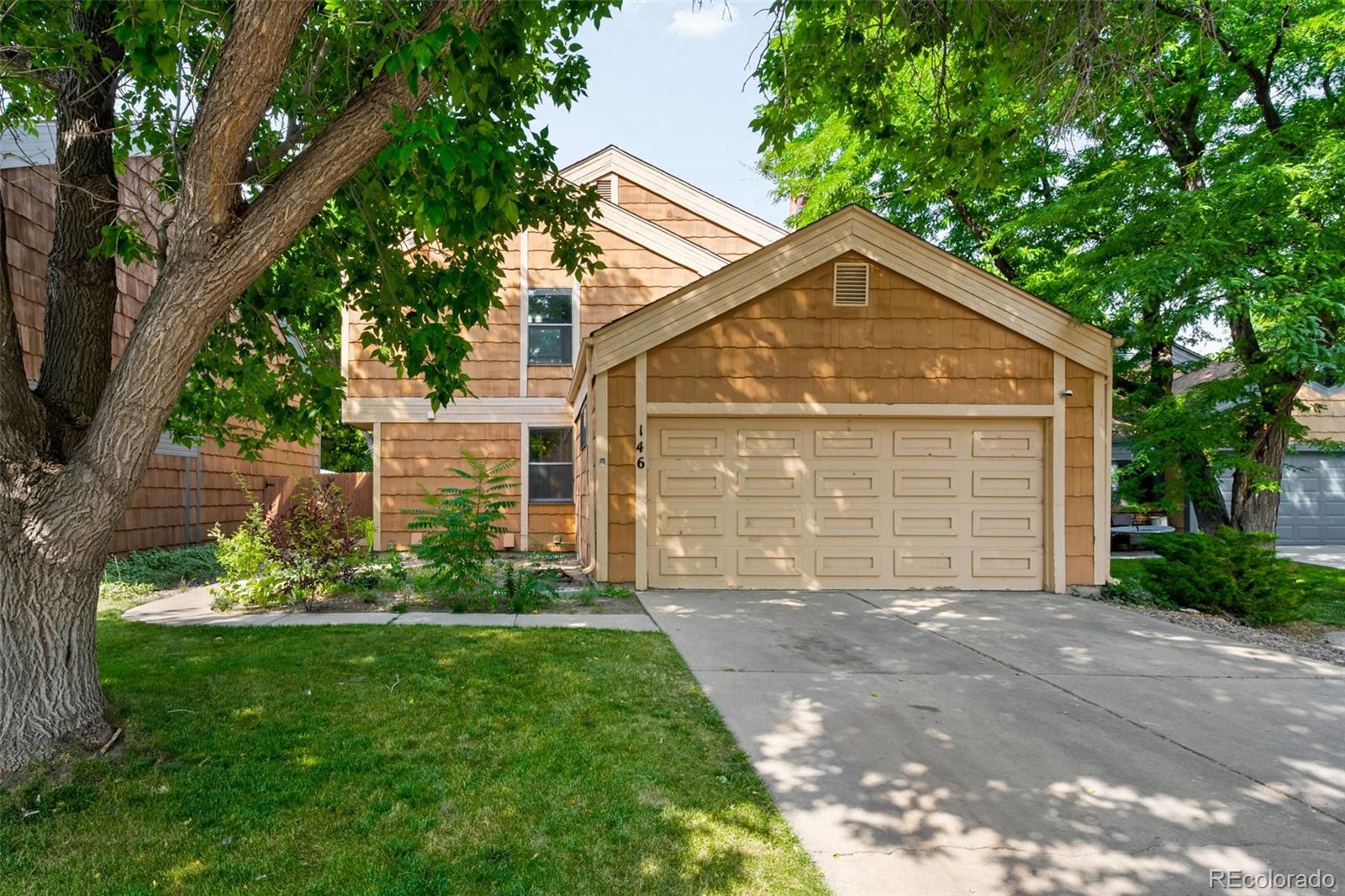 10201 W Ida Avenue, littleton MLS: 3780453 Beds: 3 Baths: 4 Price: $524,900
