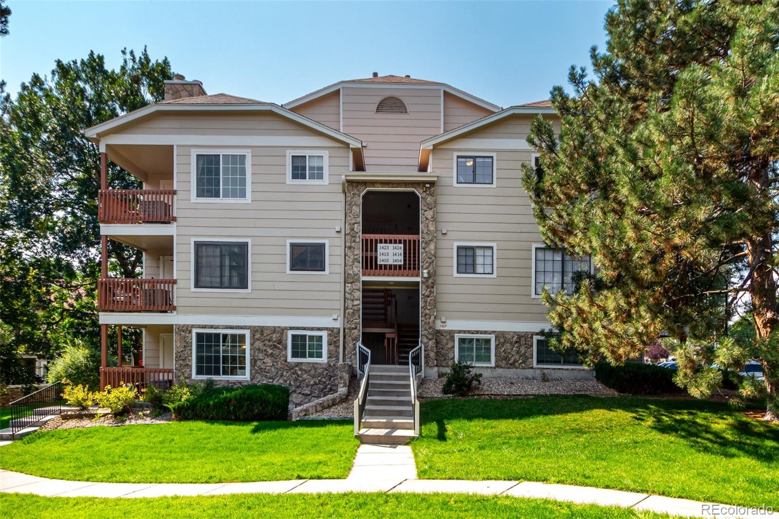 Wood Creek Arvada Condo / Townhome | MLS #: 41126917680  Depew Street 1424, Arvada Beds: 2 Baths: 1 Price: $312,500