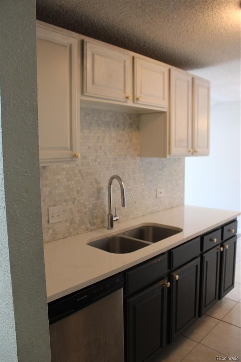 2375 S Linden Court, denver&nbsp; House Search MLS Picture