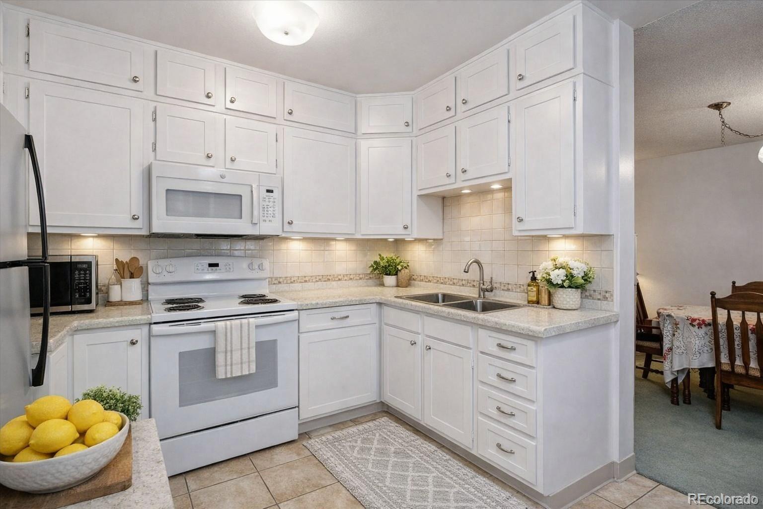 Dsw Denver Condo / Townhome | MLS #: 8676463680 S Alton Way 9B, Denver Beds: 2 Baths: 2 Price: $225,000