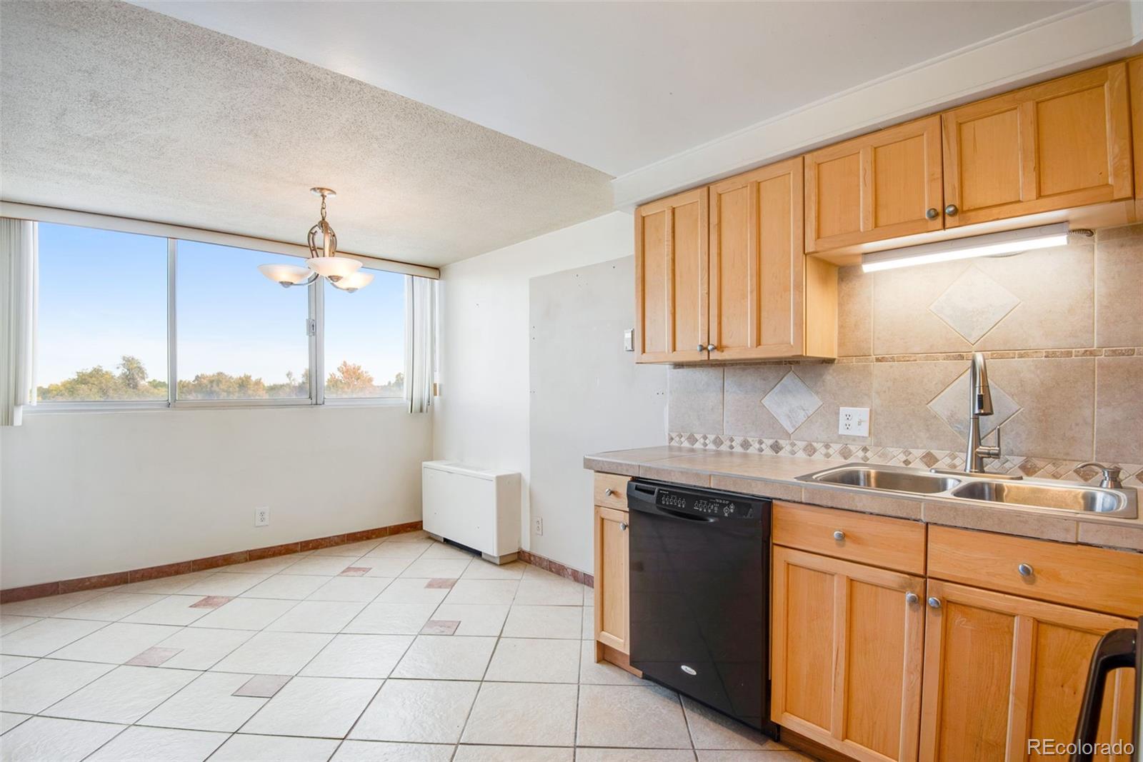 1155 N Ash Street, denver&nbsp; House Search MLS Picture