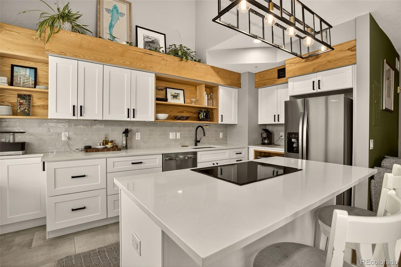  Denver Condo / Townhome | MLS #: 7539362837 E 17th Avenue 3C, Denver Beds: 2 Baths: 2 Price: $500,000