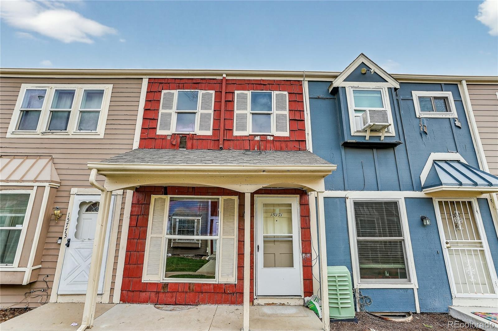 Berkshire Place Aurora Condo / Townhome | MLS #: 361486915771 E 13th Place , Aurora Beds: 2 Baths: 2 Price: $214,900