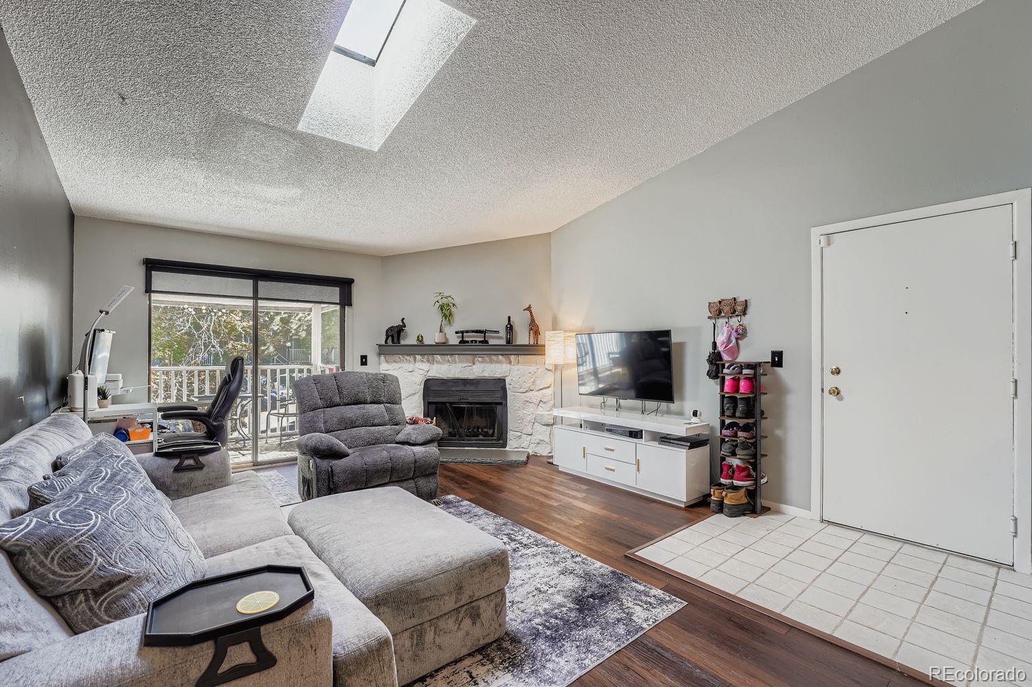 908 S Walden Way, aurora&nbsp; House Search MLS Picture
