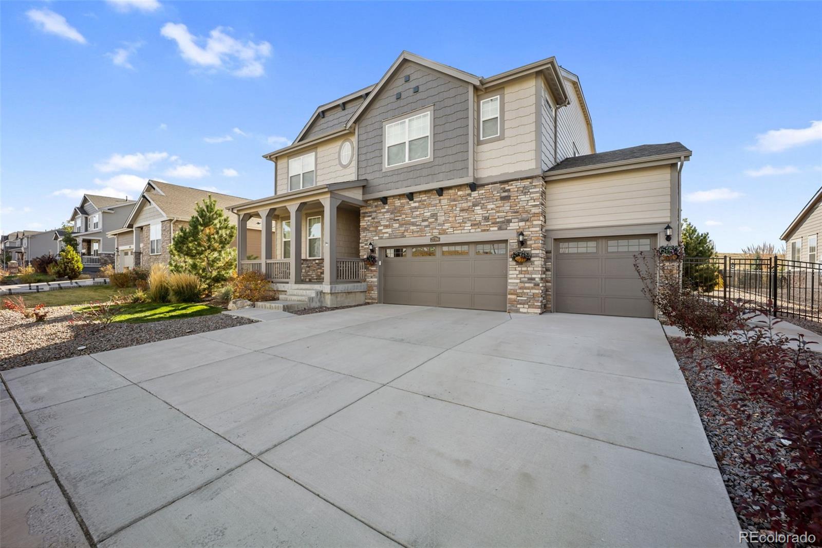 Blackstone Country Club Aurora Home | MLS #: 930853627786 E Alder Drive, Aurora Beds: 5 Baths: 4 Price: $765,000
