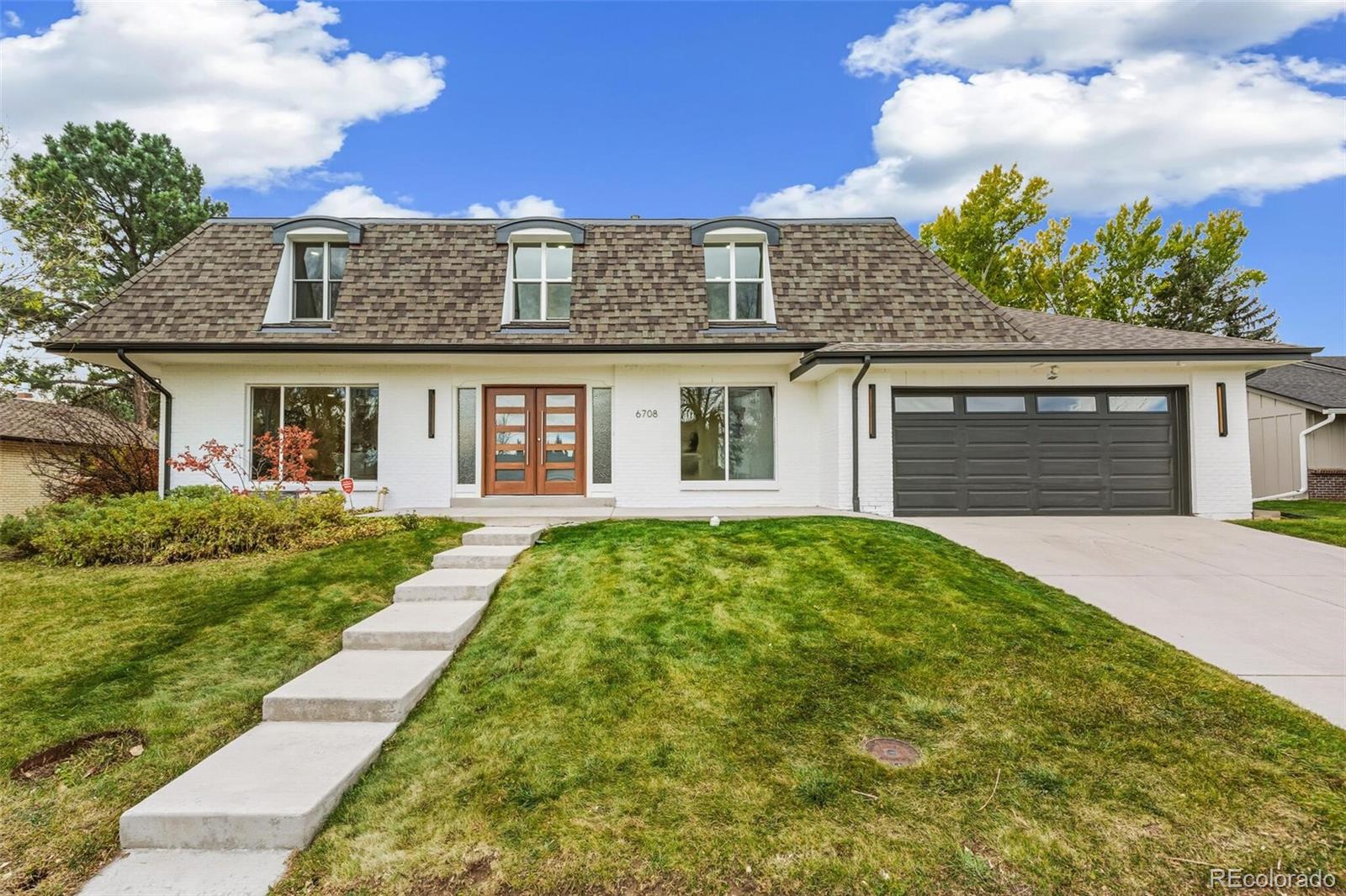 Columbine Littleton Home | MLS #: 43704376708 W Portland Avenue, Littleton Beds: 5 Baths: 4 Price: $1,025,000