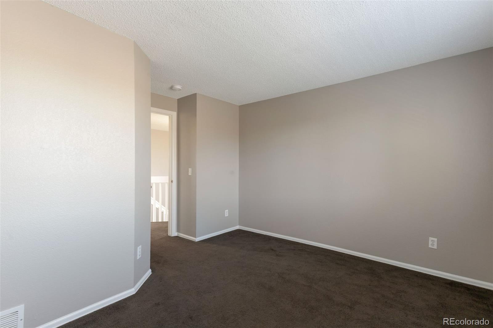 5327 S Ukraine Street, aurora&nbsp; House Search MLS Picture