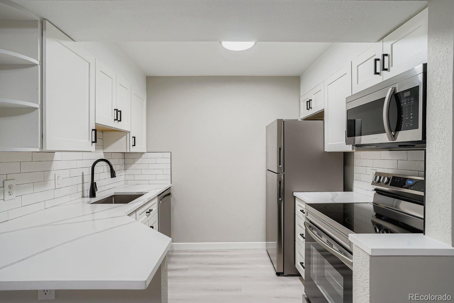 Highland Park Denver Condo / Townhome | MLS #: 46956323050 W 32nd Avenue 102C, Denver Beds: 1 Baths: 1 Price: $299,900