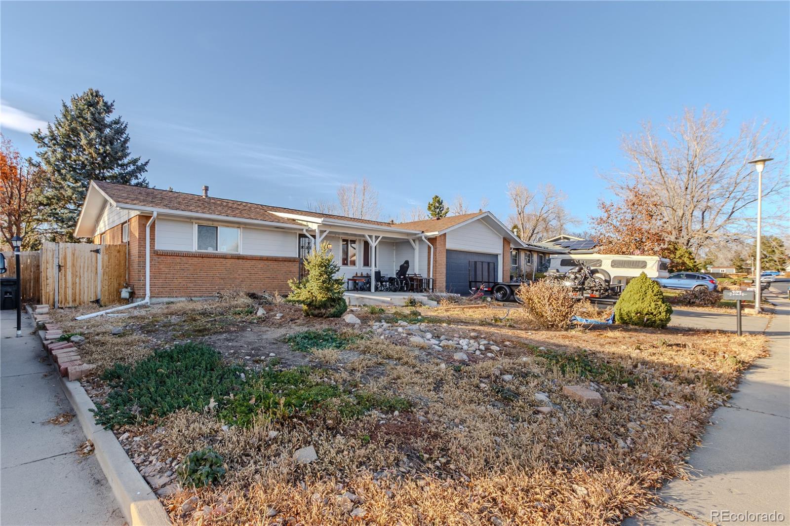 Sun Valley Estates Lakewood Home | MLS #: 2162229959 S Johnson Way, Lakewood Beds: 4 Baths: 2 Price: $525,000