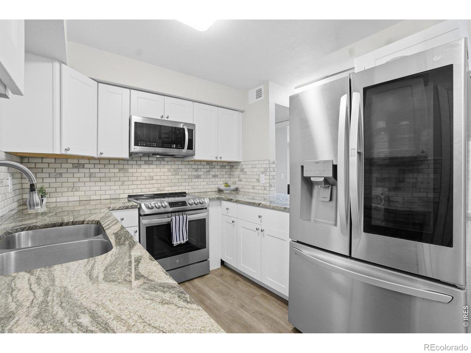 aurora&nbsp; House Search Picture