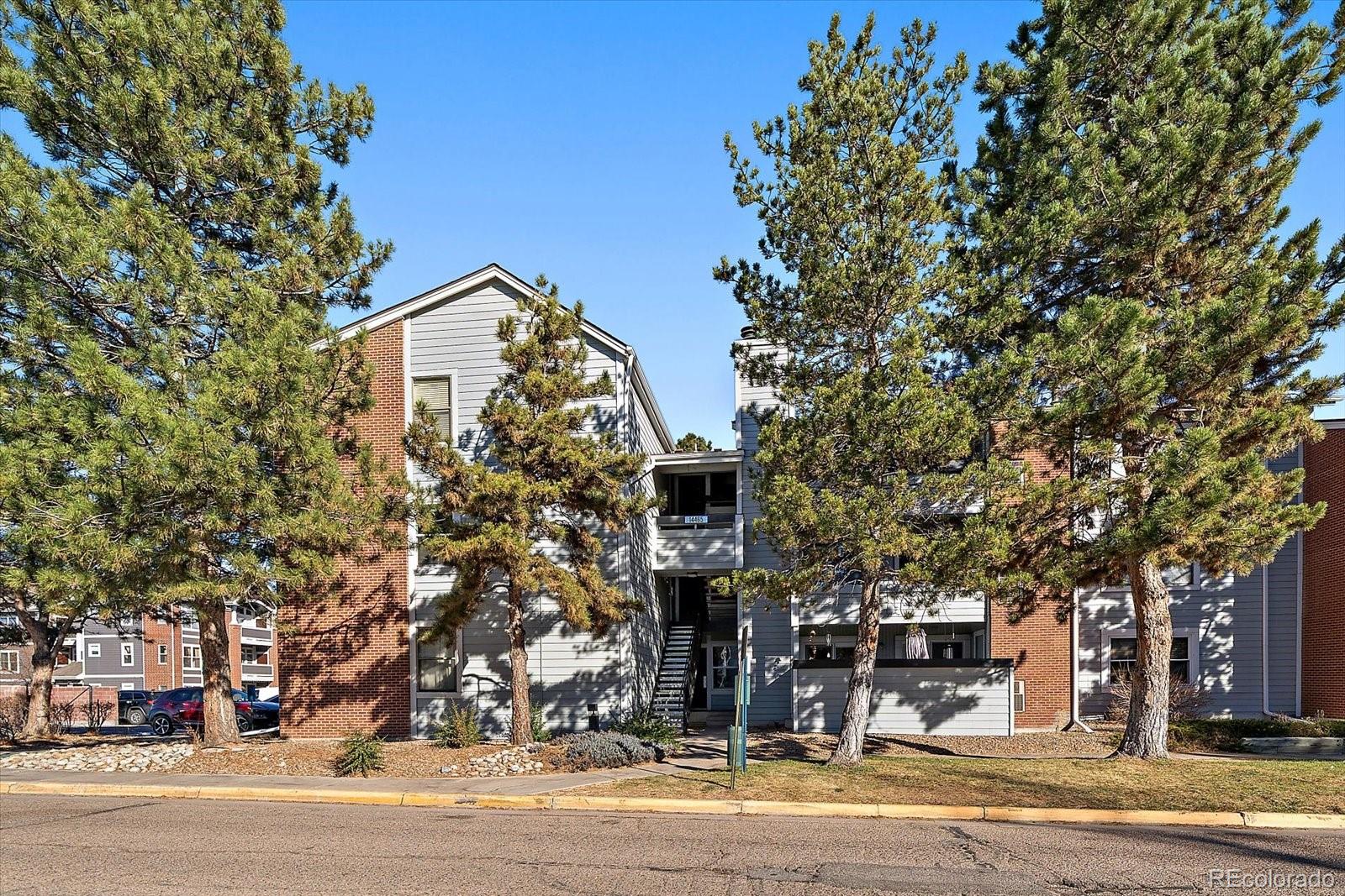 Cherry Grove East Aurora Condo / Townhome | MLS #: 161242914465 E 1st Drive B8, Aurora Beds: 3 Baths: 2 Price: $230,000