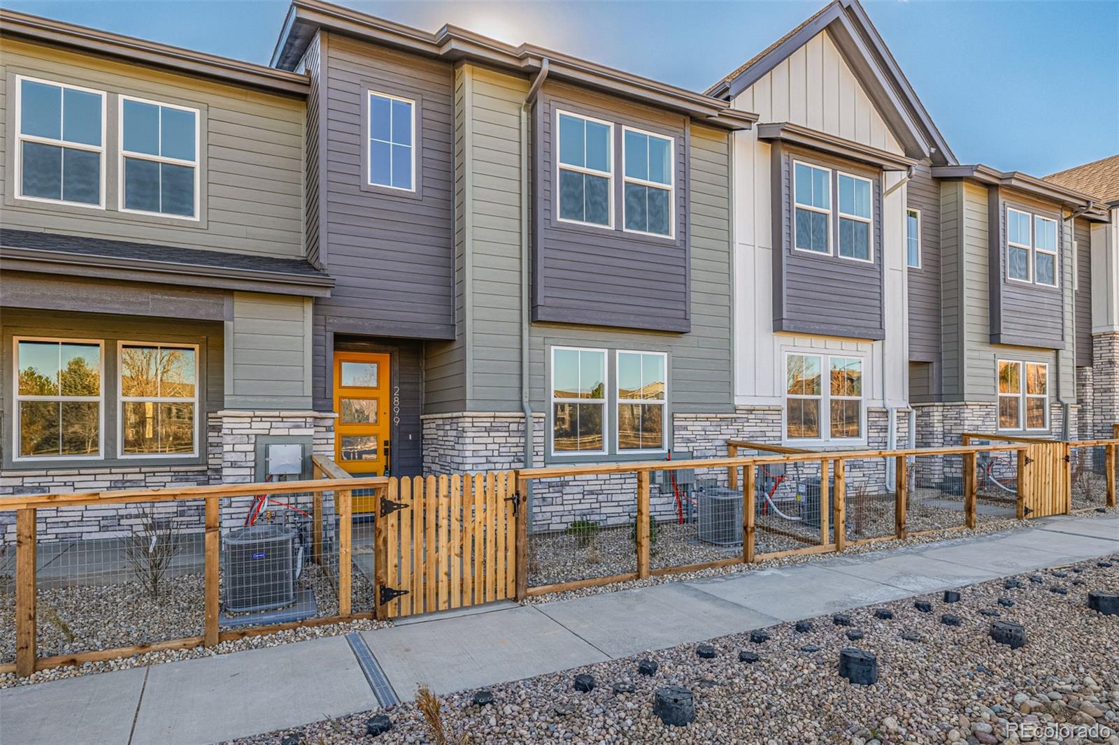 2899 E 103rd Drive, thornton&nbsp; House Search MLS Picture