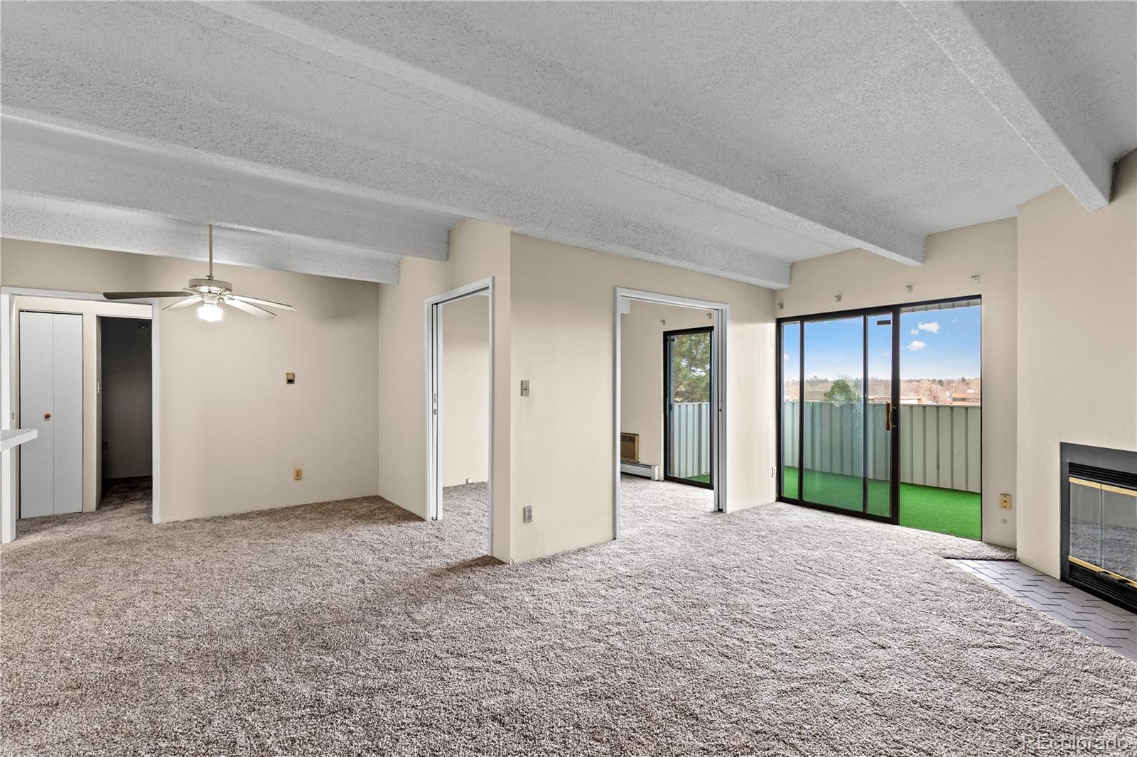 Steppington Place Aurora Condo / Townhome | MLS #: 23698671011 S Ironton Street 303, Aurora Beds: 1 Baths: 2 Price: $180,000