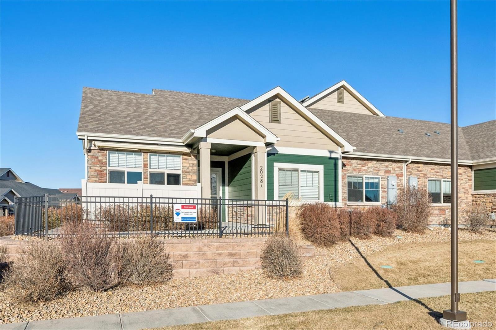  Aurora Condo / Townhome | MLS #: 22266772028 S Flanders Way A, Aurora Beds: 2 Baths: 2 Price: $449,899