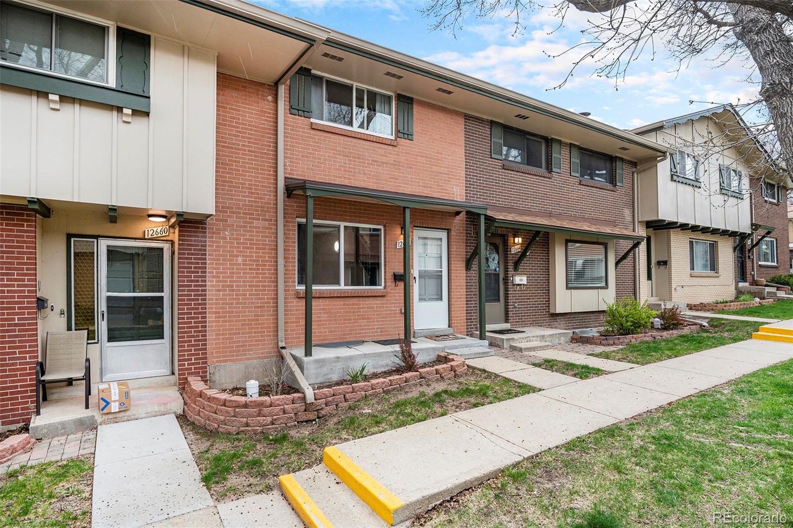 Green Mountain Lakewood Condo / Townhome | MLS #: 840505212662 W Virginia Avenue , Lakewood Beds: 3 Baths: 3 Price: $377,000
