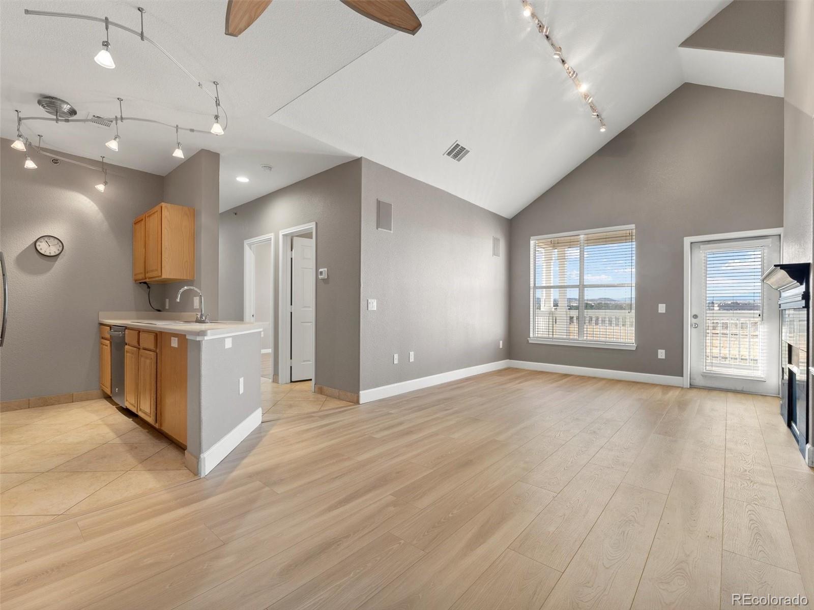 Castle Villas Castle Rock Condo / Townhome | MLS #: 15944506017  Castlegate Drive F36, Castle Rock Beds: 2 Baths: 2 Price: $350,000