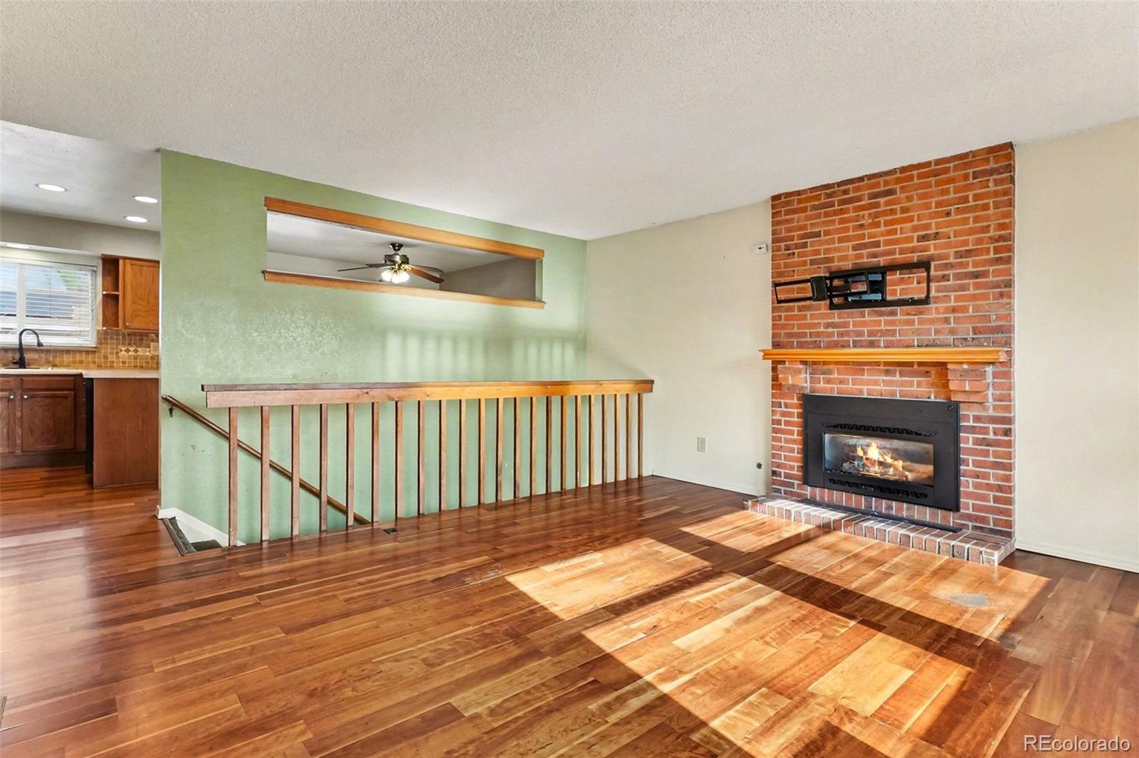 4105 S Laredo Way, aurora&nbsp; House Search MLS Picture