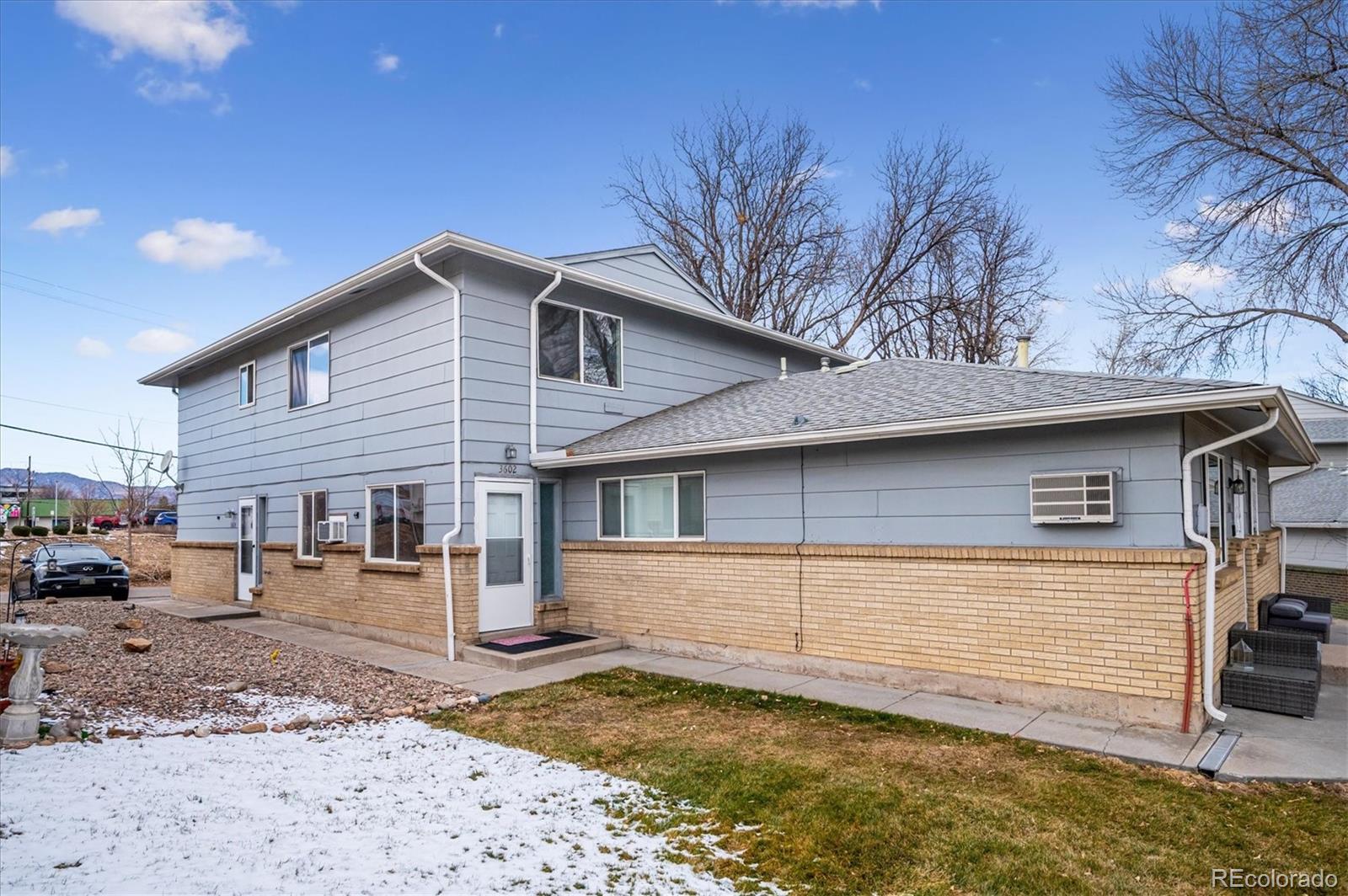  Lakewood Home | MLS #: 61396717309 W Hampden Avenue, Lakewood Beds: 2 Baths: 1 Price: $265,000